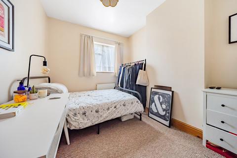 37 Raymend Road, Bristol, BS3 4QR