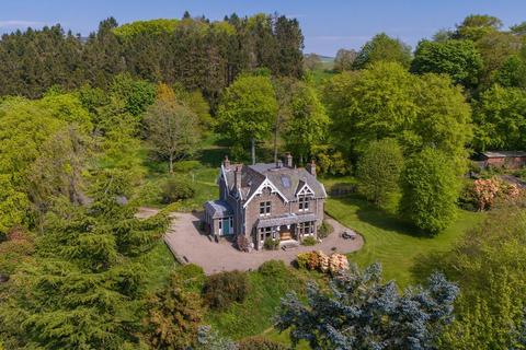 6 bedroom detached house for sale, Strathmartine, Angus