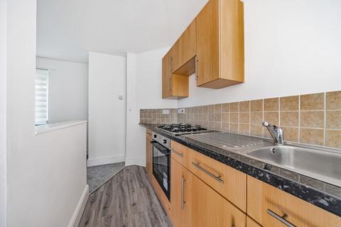 150a Lynton Road, Bristol, BS3 5LL