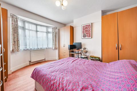 3 Lymescote Gardens, Sutton, SM1 2PN