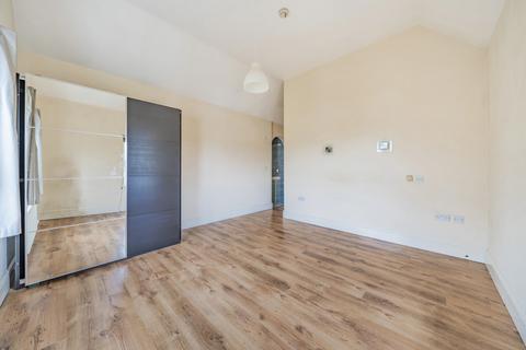 2 bedroom apartment for sale, Kinsey Court, Tunbridge Wells TN4