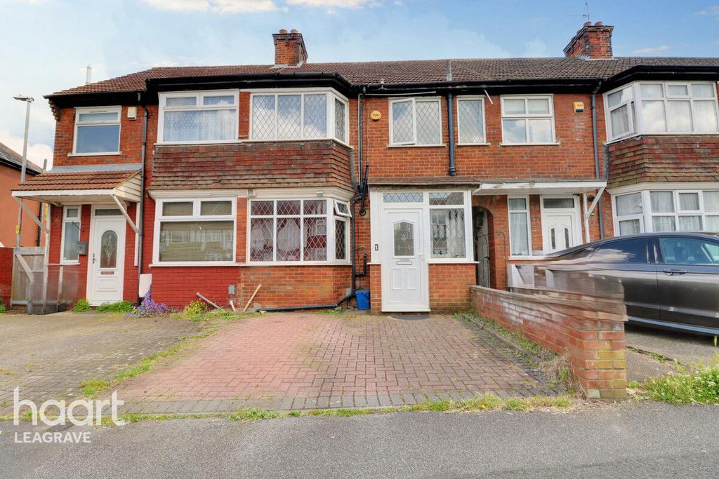 Gardenia Avenue, Luton 3 bed terraced house for sale £300,000