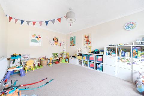 58 Down Road, Winterbourne Down, Bristol, BS36 1BZ