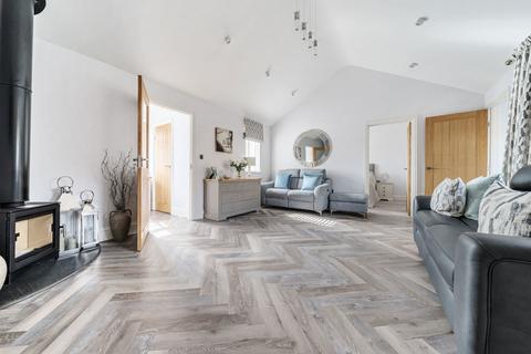 2 bedroom bungalow for sale, Church Road, Bristol BS36