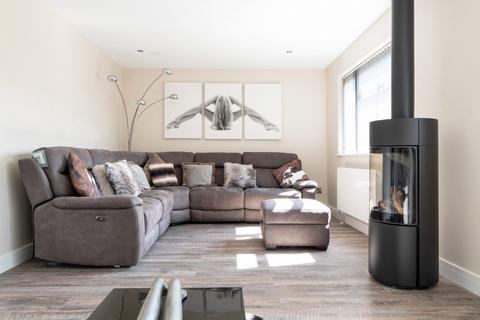 2 bedroom bungalow for sale, Wayside Close, Bristol BS36