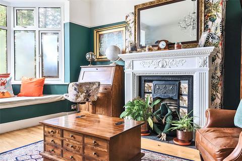 47 Heathdene Road, Wallington, SM6 0TB