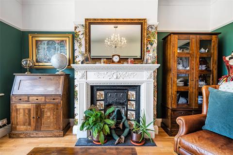 47 Heathdene Road, Wallington, SM6 0TB