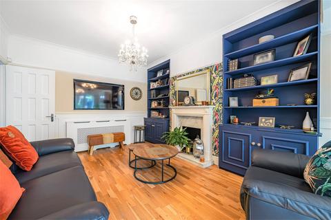 47 Heathdene Road, Wallington, SM6 0TB