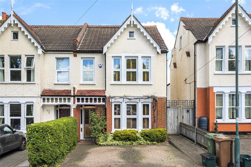 Blenheim Gardens, Wallington SM6 4 bed semidetached house for sale £