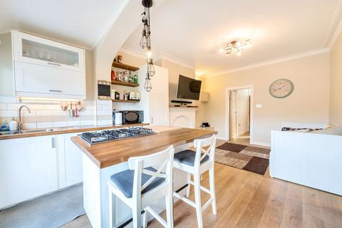 29a Carew Road, Wallington, SM6 8QQ