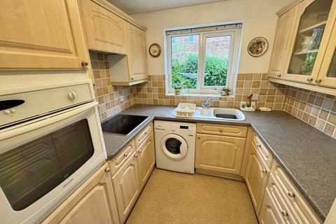 26 Crownlee, Penwortham, Preston, PR1 0PA