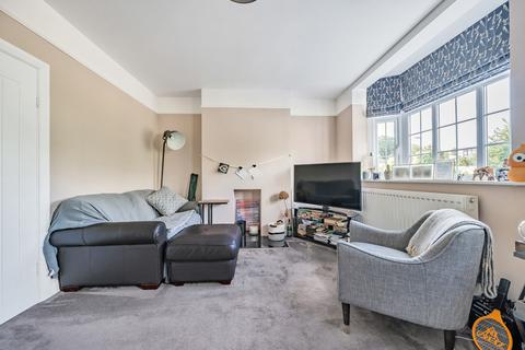 2 bedroom apartment for sale, The Broadway, Beddington CR0