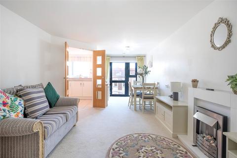 1 bedroom apartment for sale, Shotfield, Wallington SM6