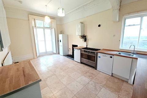 Flat 1, 13 The Avenue, Worcester Park, KT4 7EW