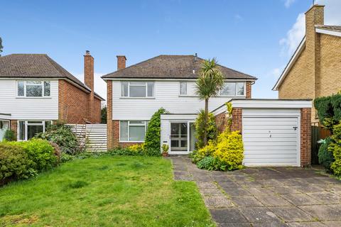 4 bedroom detached house for sale, Cleveland Road, Surrey KT4