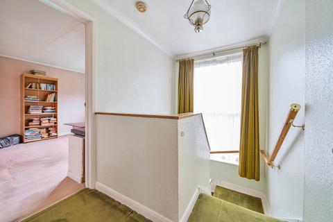 11 Cleveland Road, Worcester Park, KT4 7JQ