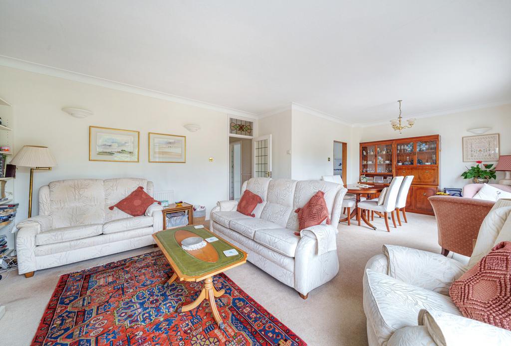 Living/Dining Room