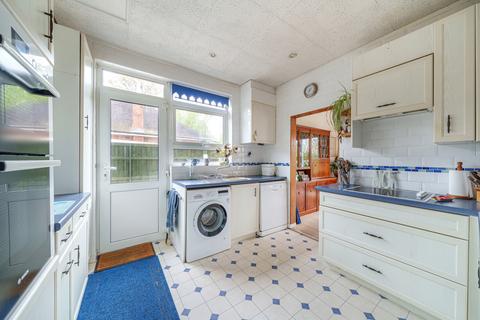 3 Delta Road, Worcester Park, KT4 7HP