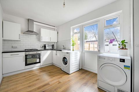 2 bedroom terraced house for sale, Lindsay Road, Worcester Park KT4