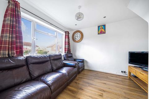 2 bedroom terraced house for sale, Lindsay Road, Worcester Park KT4