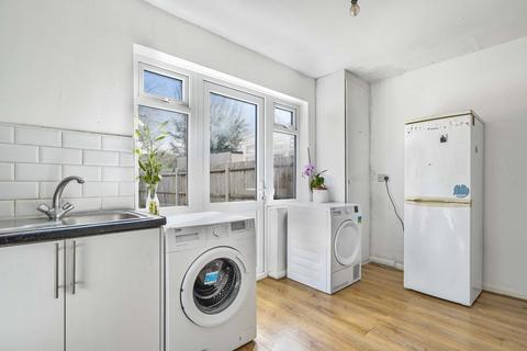 52 Lindsay Road, Worcester Park, KT4 8LE