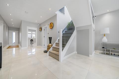 80 Cromwell Road, Worcester Park, KT4 7JR