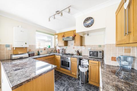 63 Idmiston Square, Worcester Park, KT4 7SX
