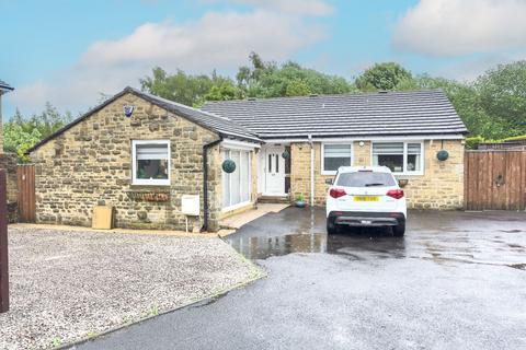 3 bedroom detached bungalow for sale, Brookfoot Lane, Southowram Bank, HX3 9SX