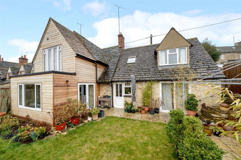 3 bedroom end of terrace house for sale, Witney, Oxfordshire OX28