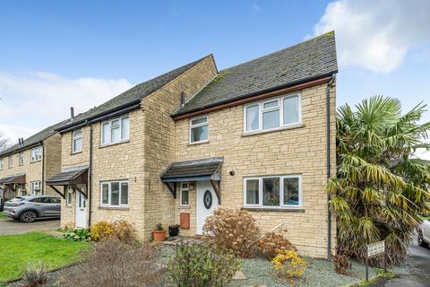 74 Bourton Close, Witney, OX28 5FW