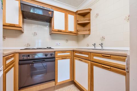 1 bedroom apartment for sale, Windrush Court, Oxfordshire OX28