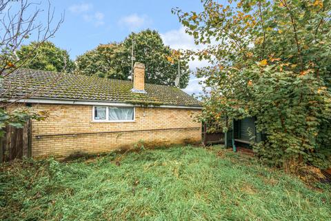 33 Blenheim Drive, Witney, OX28 5LN
