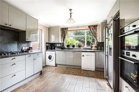2 Furzewood, Sunbury-on-thames, TW16 6SJ
