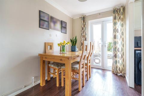 53 Stirling Close, Yate, Bristol, BS37 5UJ