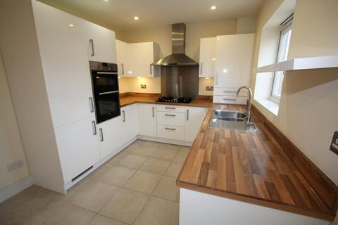 4 bedroom semi-detached house to rent, Holywell Way, Staines-upon-Thames TW19