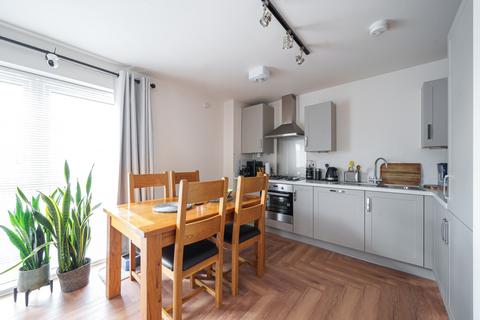 2 bedroom apartment for sale, Clark Drive, Bristol BS37