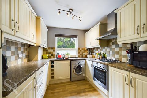 3 bedroom end of terrace house for sale, St. Marys Road, New Mills, SK22