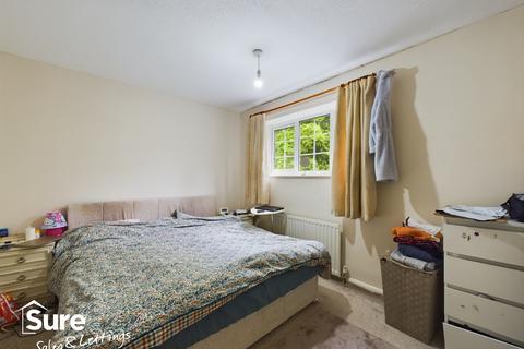 2 bedroom terraced house for sale, Katrine Square, Hemel Hempstead, Hertfordshire, HP2