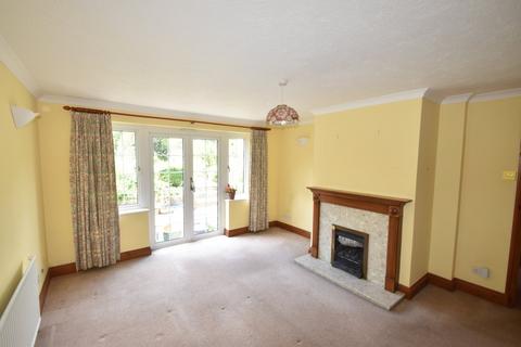 2 bedroom detached house for sale, Headcorn Road, Grafty Green, Maidstone, ME17