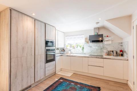 undefined, 2991L Baberton Mains Wood, Edinburgh, EH14 3EZ