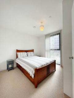 1 bedroom apartment to rent, Radial Avenue, London E14