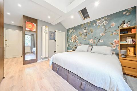 5 bedroom house for sale, Gunnersbury Crescent, Ealing, London, W3