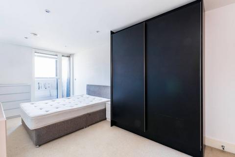 3 bedroom flat to rent, Dowells Street, Greenwich, London, SE10