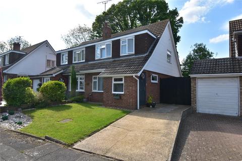 52 Roughtons, Chelmsford, CM2 8PF