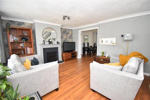52 Roughtons, Chelmsford, CM2 8PF