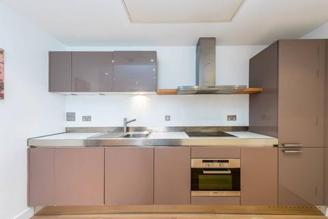 2 bedroom flat to rent, Grosvenor Waterside, Chelsea, London, SW1W
