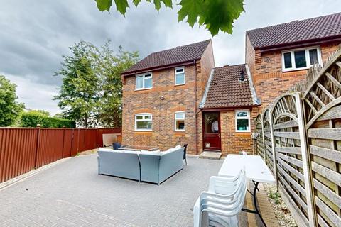 6 Broadhurst Drive, Northampton, NN3 9XB