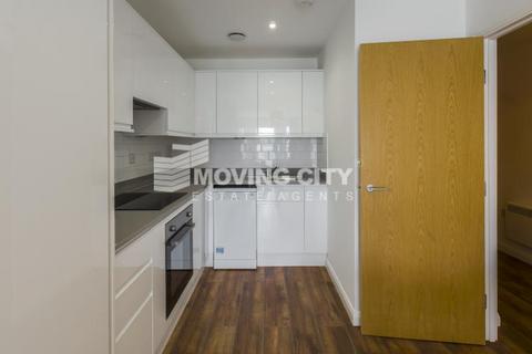 1 bedroom apartment to rent, Lyons Way, Slough SL2