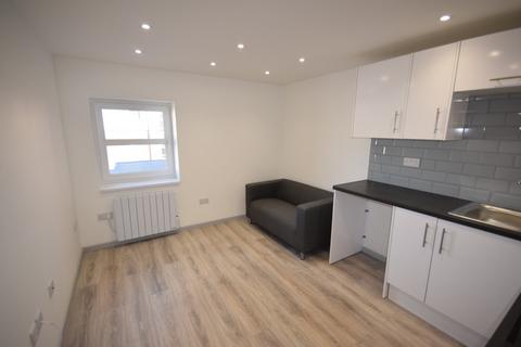 2 bedroom flat to rent, Palmerston Road,, Southampton, SO14