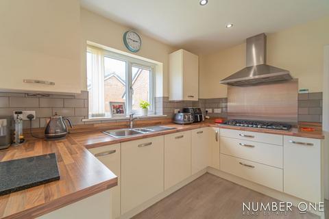 4 bedroom detached house for sale, Melingriffith Close, Newport, NP19